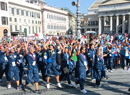 大歓声にこたえるイタリアのID選手たち